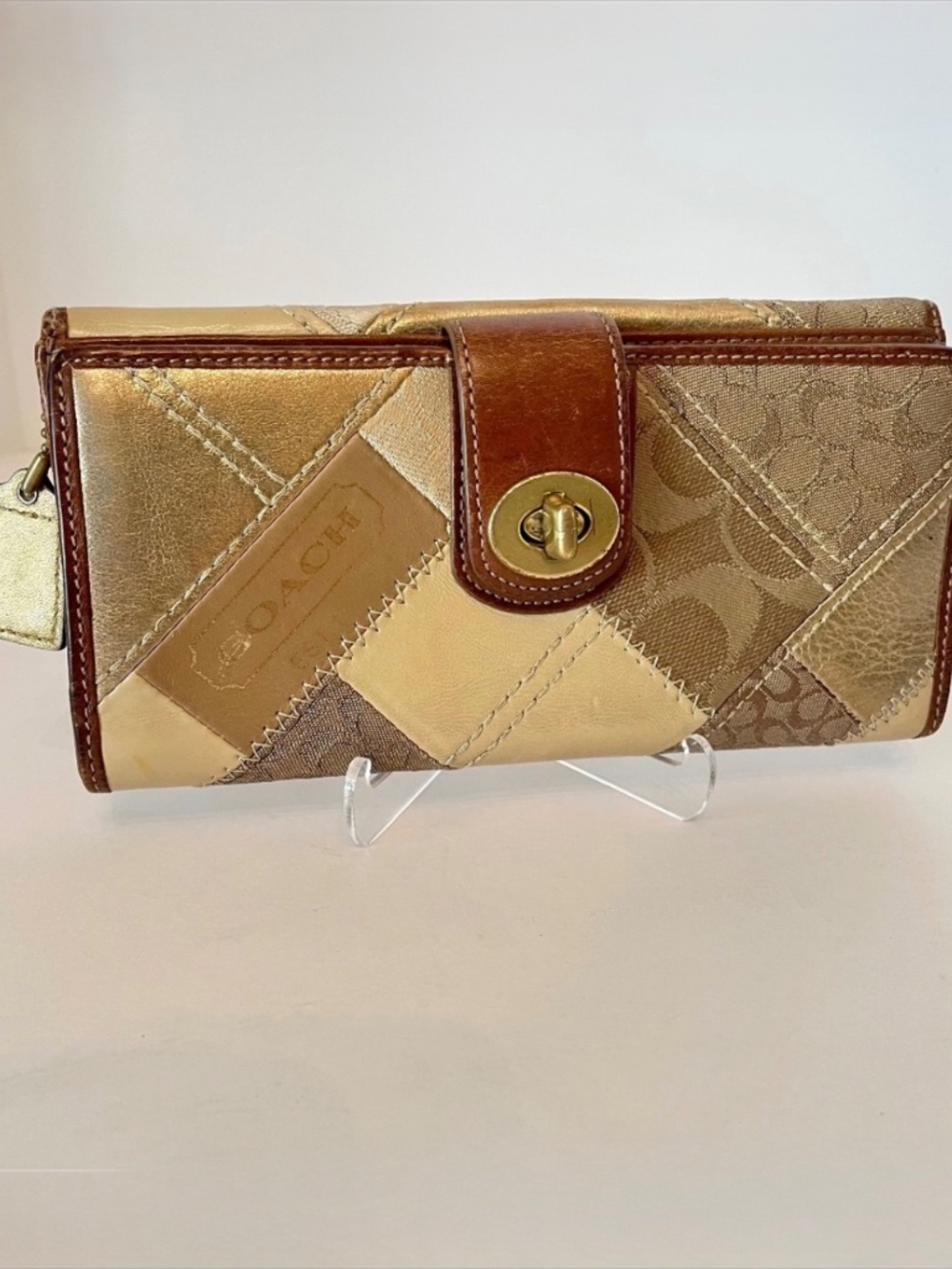 Coach Patchwork Gold Canvas/Leather Logo Turnlock Long Wallet - Picture 15 of 15